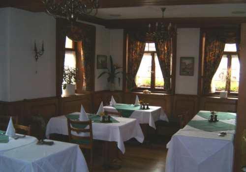 Landhotel Krone Konigsbach-Stein Exterior photo